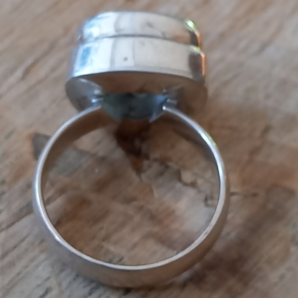 Sterling silver chunky ring with blue stone - Picture 5 of 5